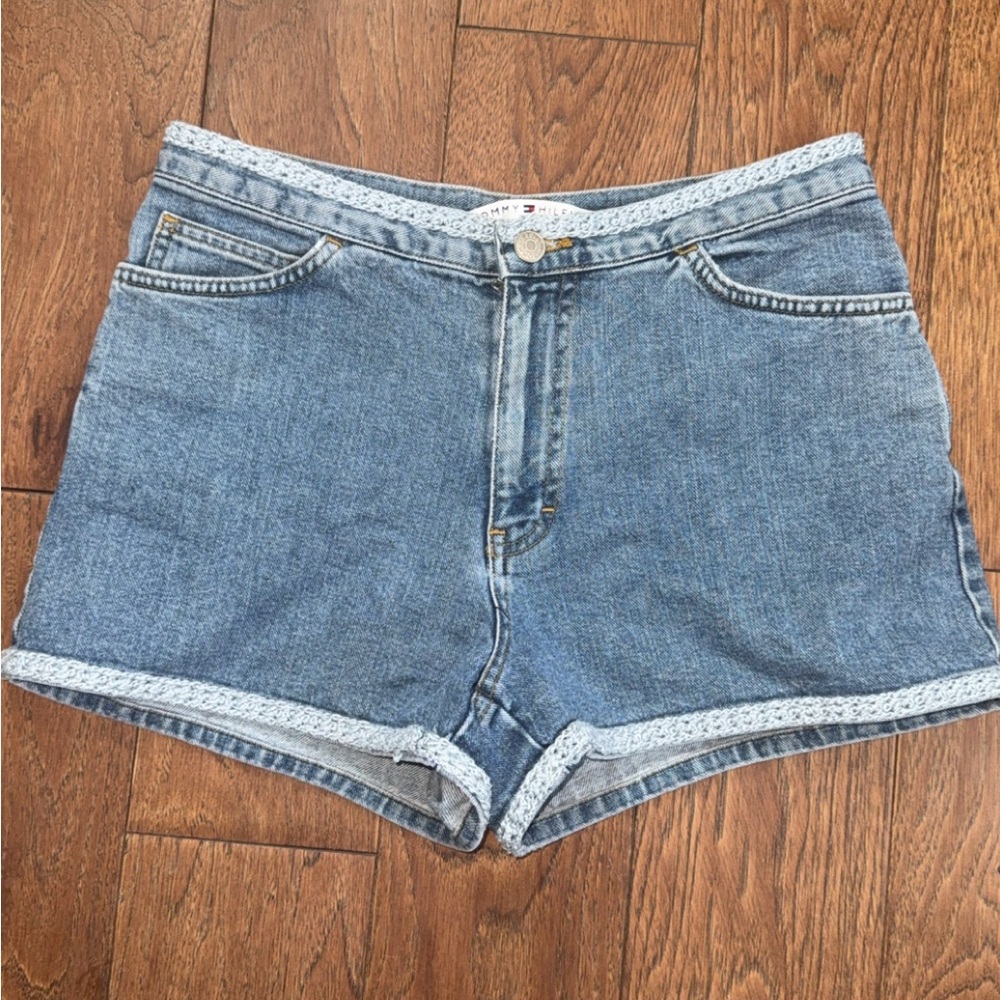 Women’s Vintage Tommy Hilfiger Jean shorts size 6